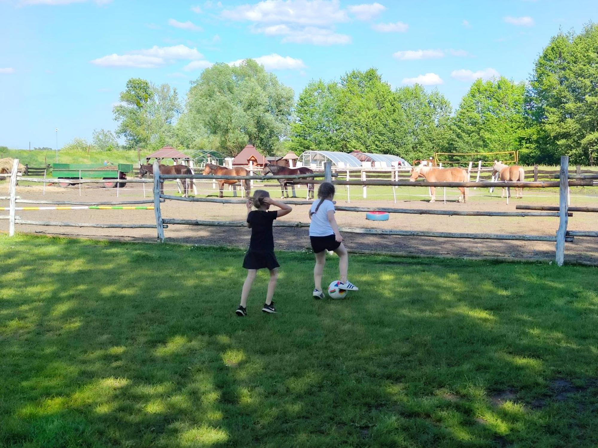Rancho Colorado Villa Trzciel Eksteriør bilde